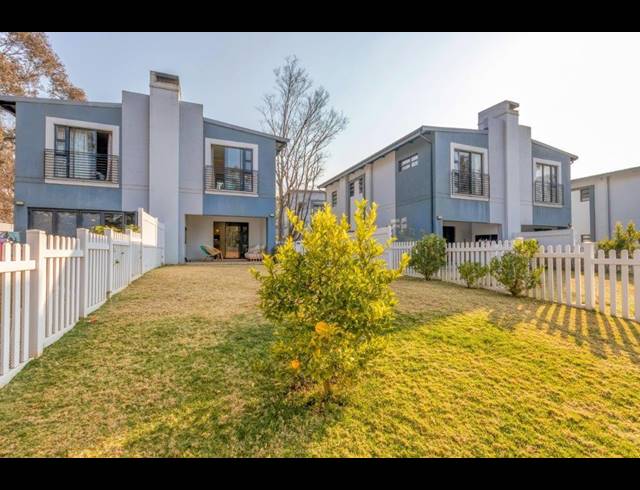 2 BEDROOM DUPLEX TO LET IN BRYANSTON